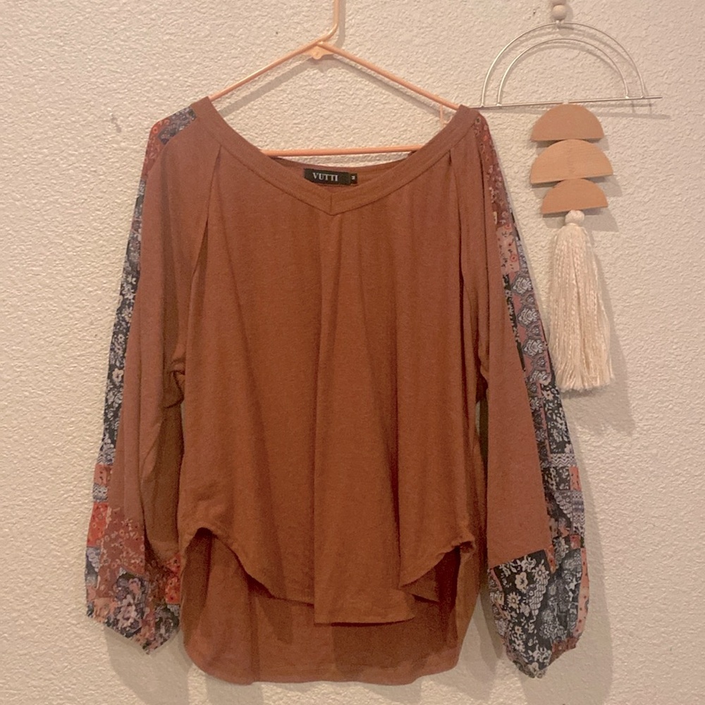 Vutti women’s blouse medium. GUC.